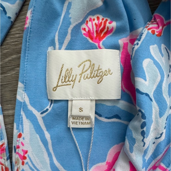 NWT LILLY PULITZER Multi
Bahamian Rhapsody Romper Small - Picture 8 of 10